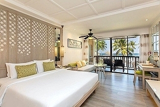 Katathani Phuket Resort